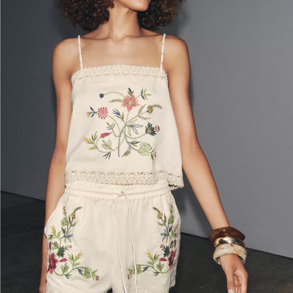 NWT Zara ZW COLLECTION EMBROIDERED Size M